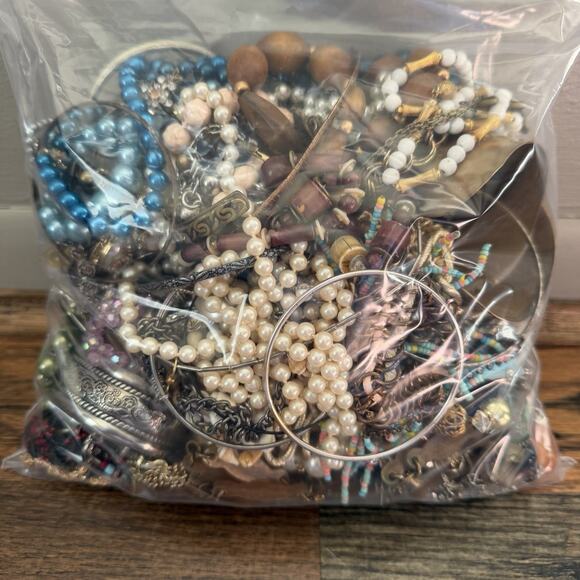 Estate Jewelry - 6 Lbs. Vintage to Modern Costume Jewelry Junk Tangled Estate Craft Lot